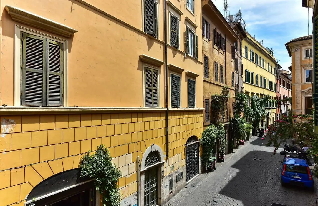 Trastevere Queen-1